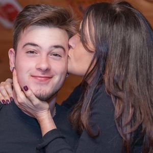 Meet your Posher, Dawn